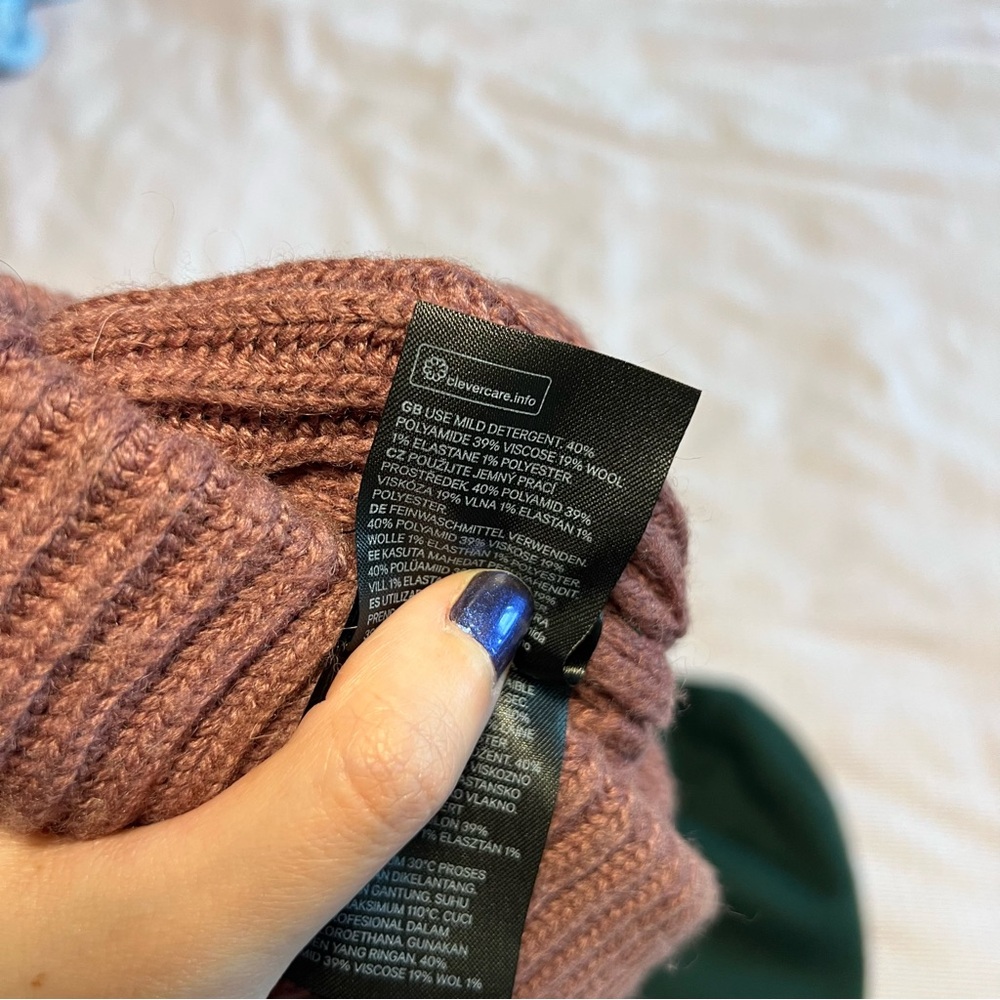 Beanie Bundle - Picture 5 of 6